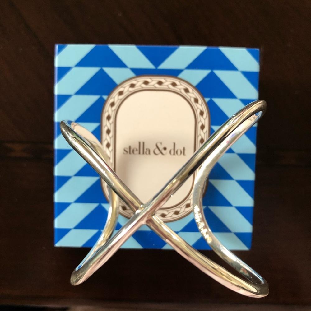 Stella & Dot Sculpted X Cuff